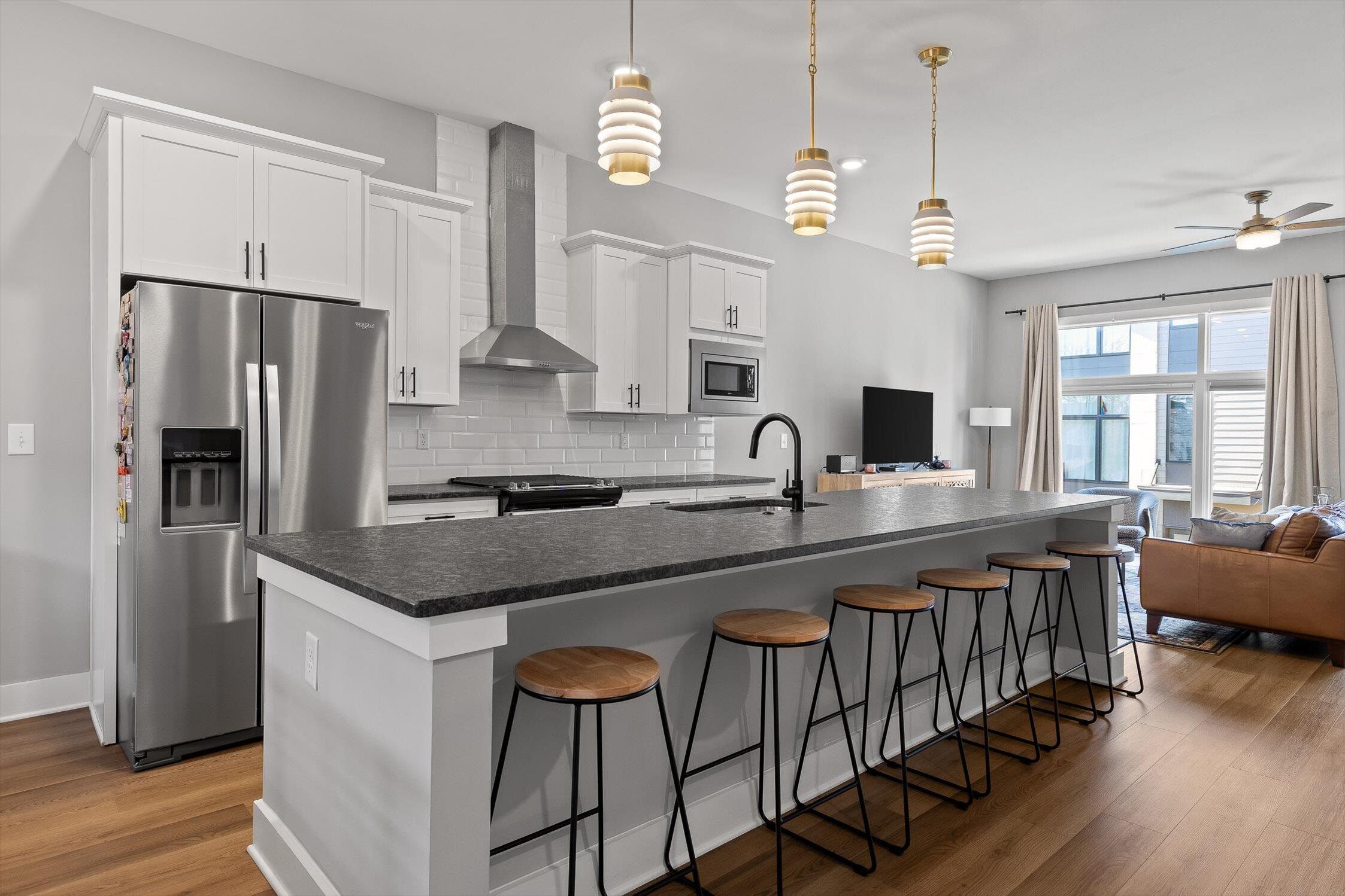 725 Burnside Place Chattanooga, TN 37408 - Photo 16 of 33 08-Burnside-7