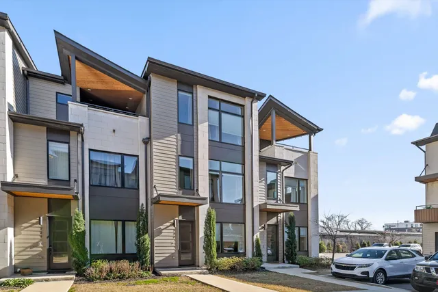 $475,000 | 725 Burnside Place, Chattanooga, TN 37408