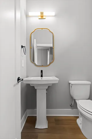 $475,000 | 725 Burnside Place, Chattanooga, TN 37408