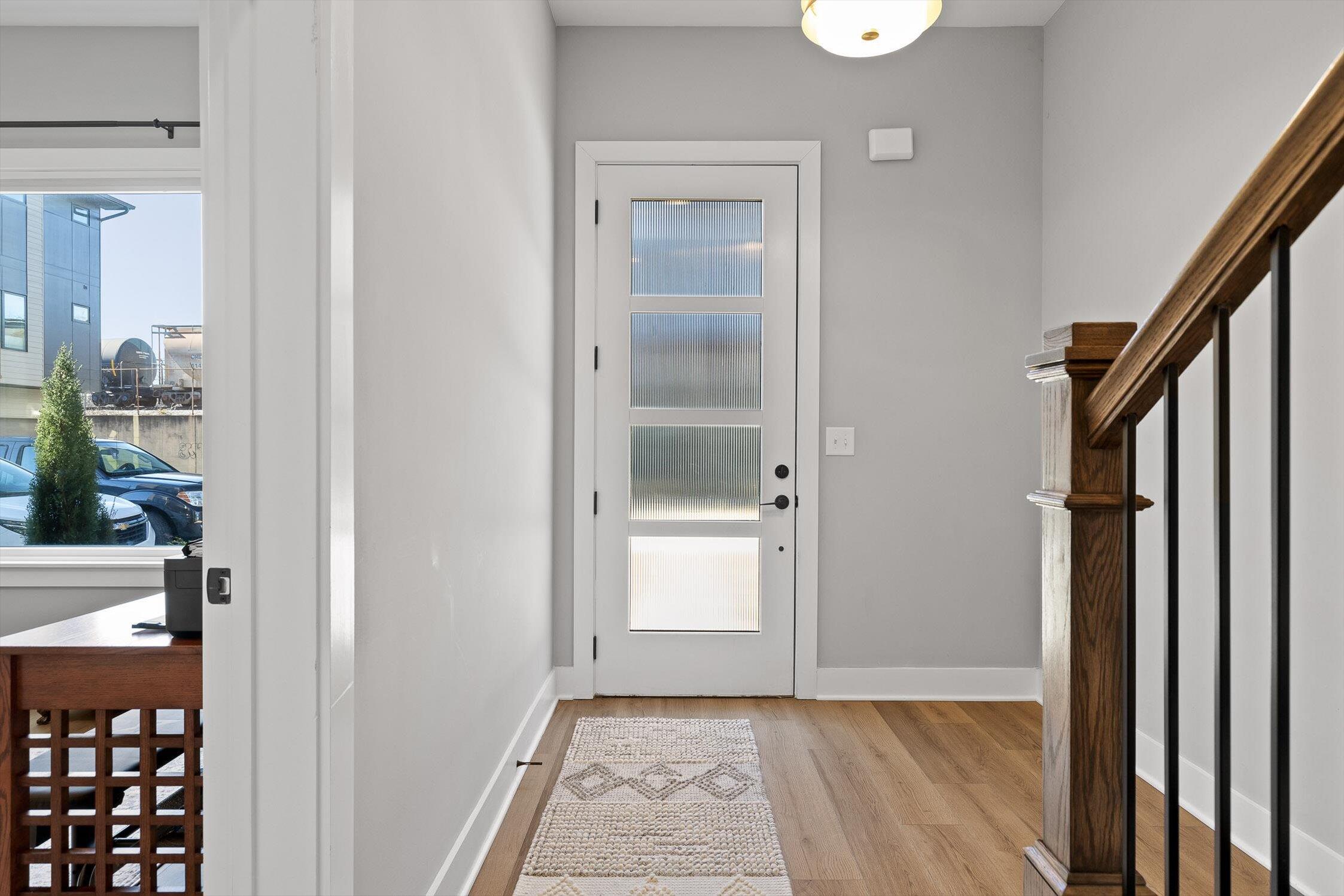 725 Burnside Place Chattanooga, TN 37408 - Photo 5 of 33 30-Burnside-29