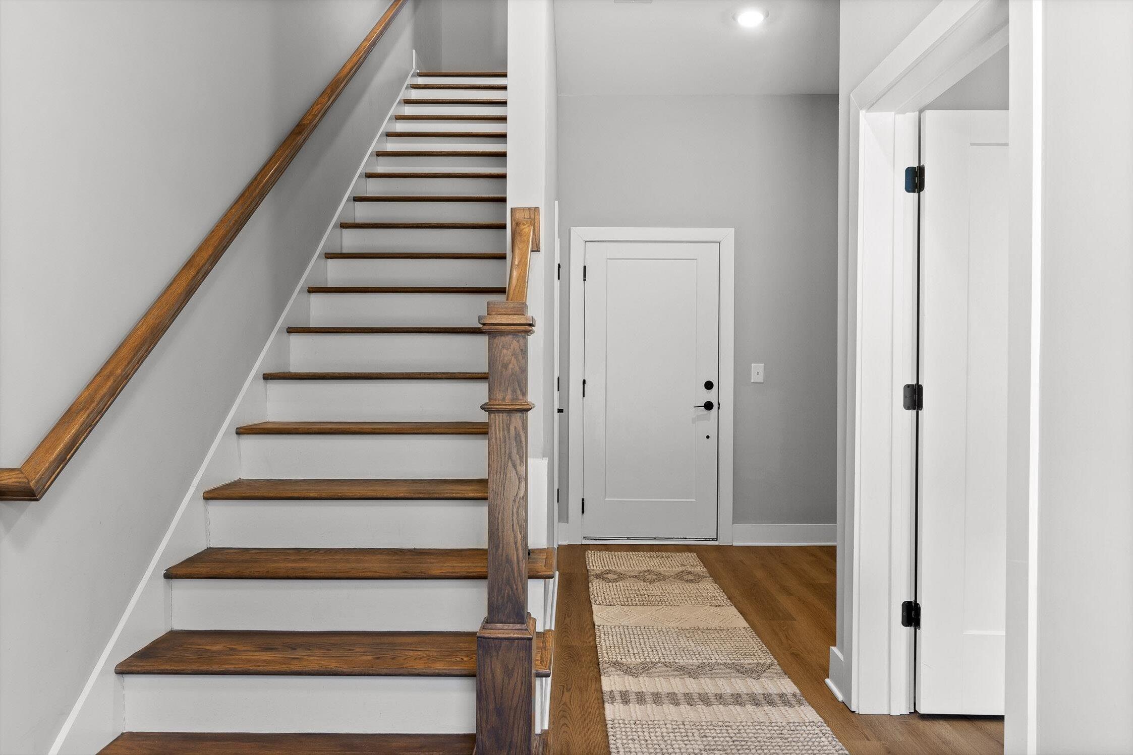 725 Burnside Place Chattanooga, TN 37408 - Photo 6 of 33 31-Burnside-30