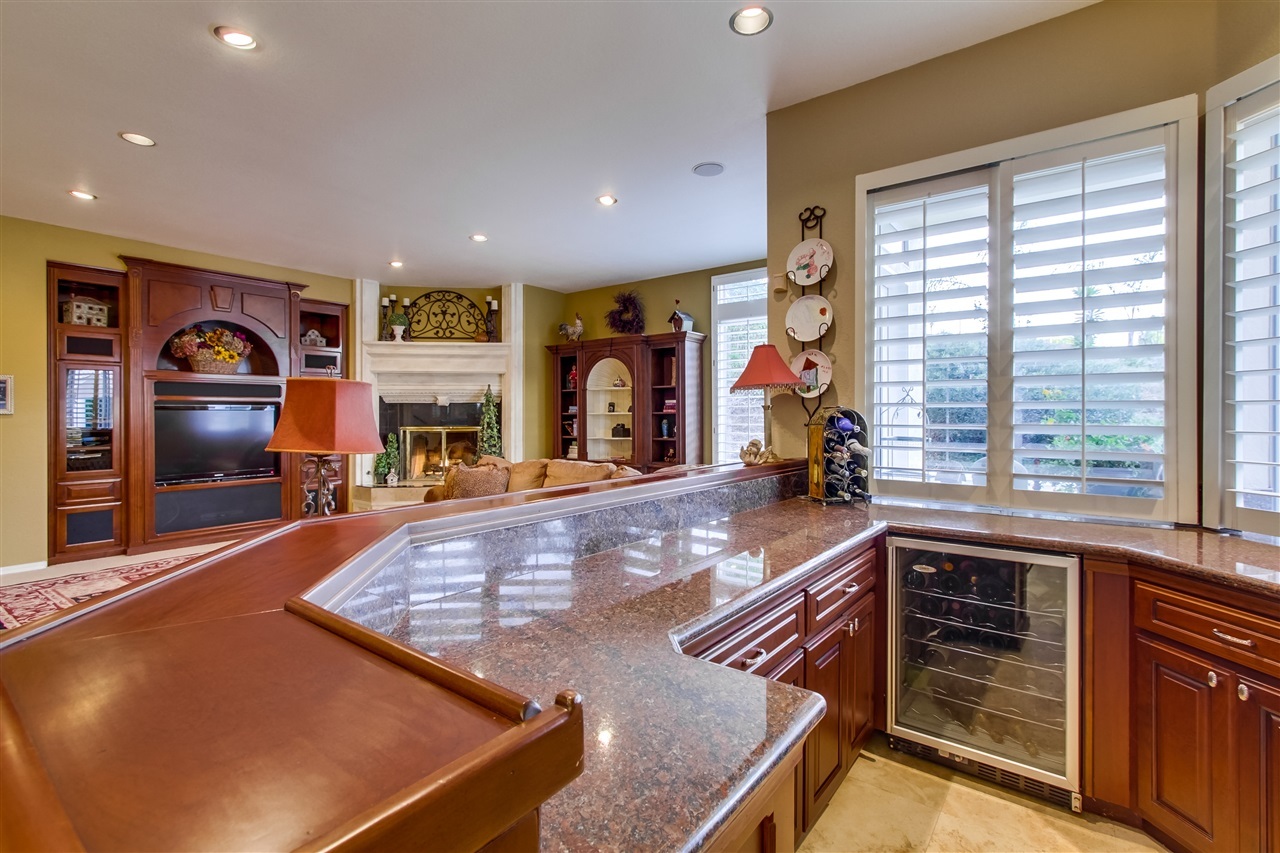 14331 Twisted Branch Road Poway, CA 92064 - Photo 8 of 25