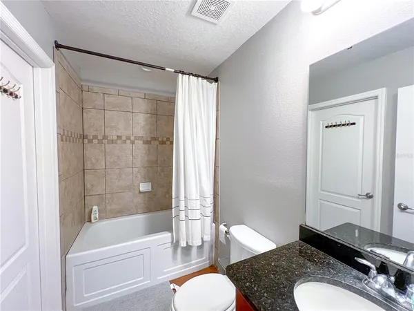 $3,500 | 948 Northwest 252 Drive, Newberry, FL 32669