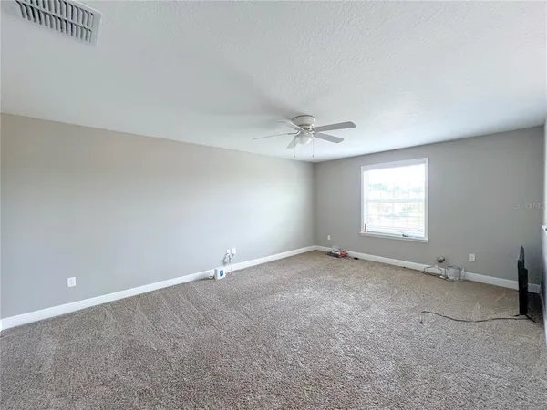 $3,500 | 948 Northwest 252 Drive, Newberry, FL 32669