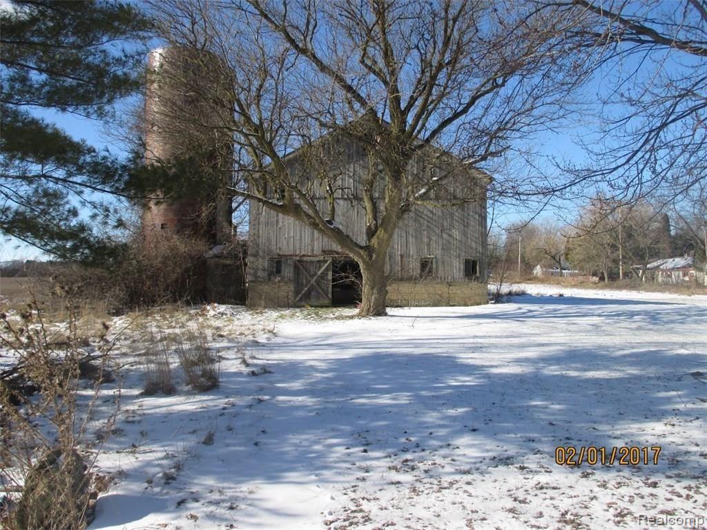 7747 Sayles Road Yale, MI 48097 - Photo 22 of 30 This is a view of the barn.