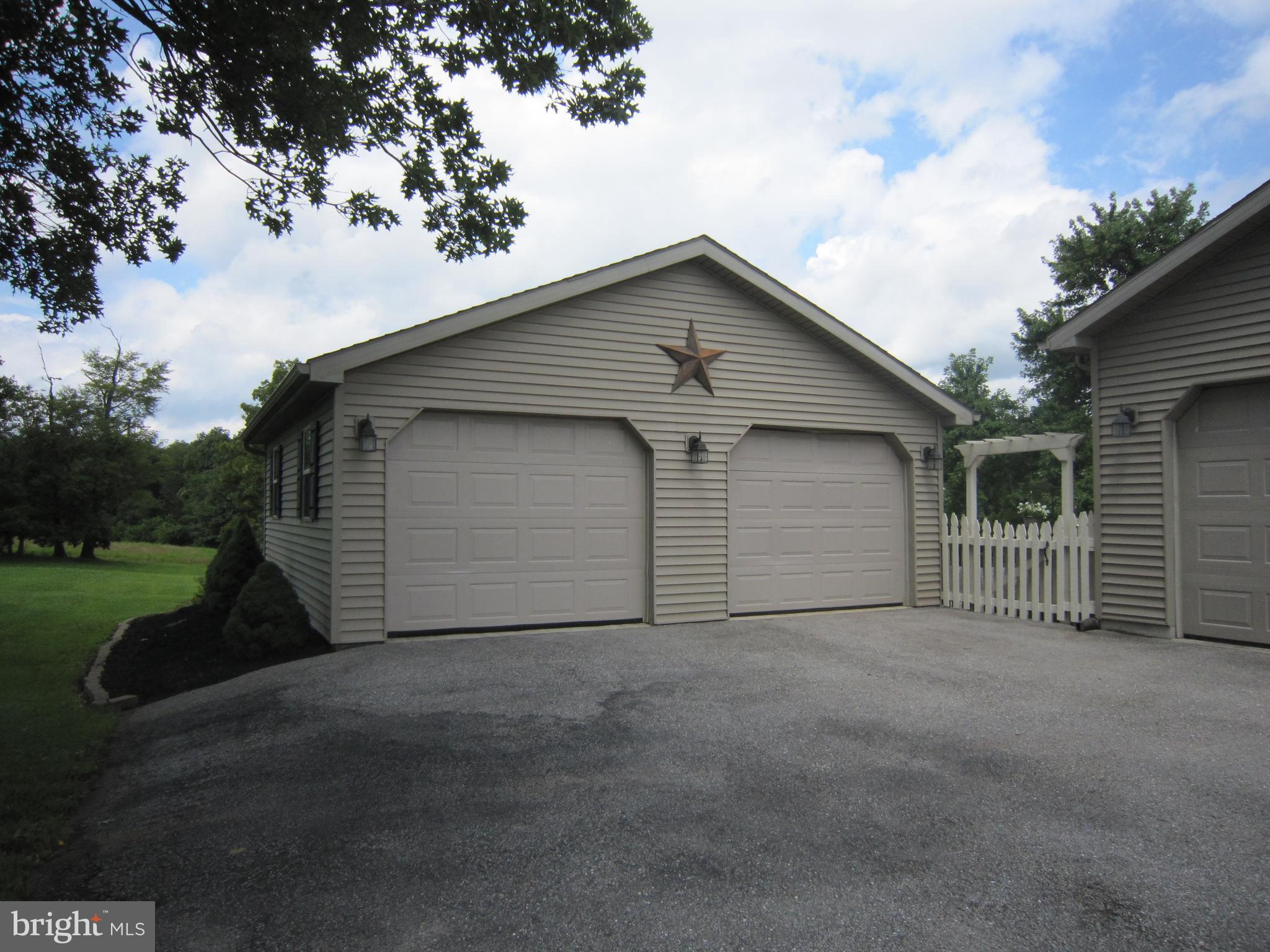 3541 West Canal Road Dover, PA 17315 - Photo 3 of 41 Gallery Image 3