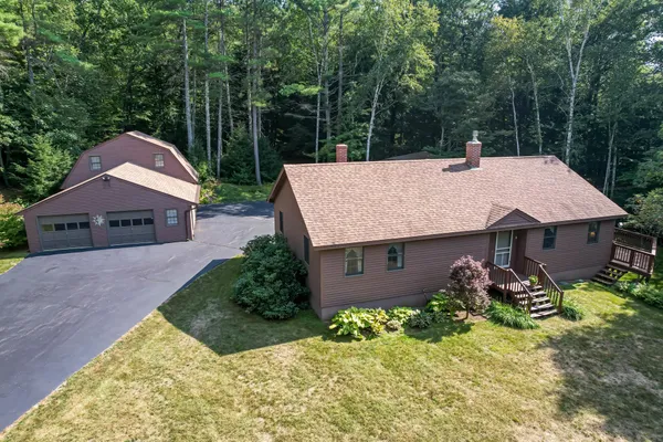 $799,900 | 13 Evans Road, Hebron, NH 03241