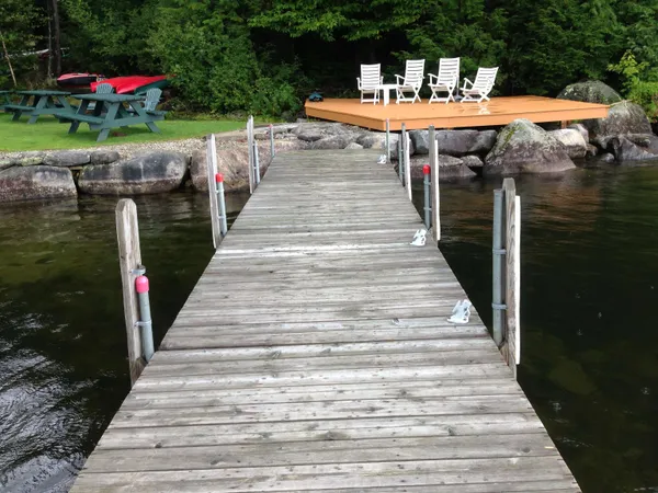 $799,900 | 13 Evans Road, Hebron, NH 03241