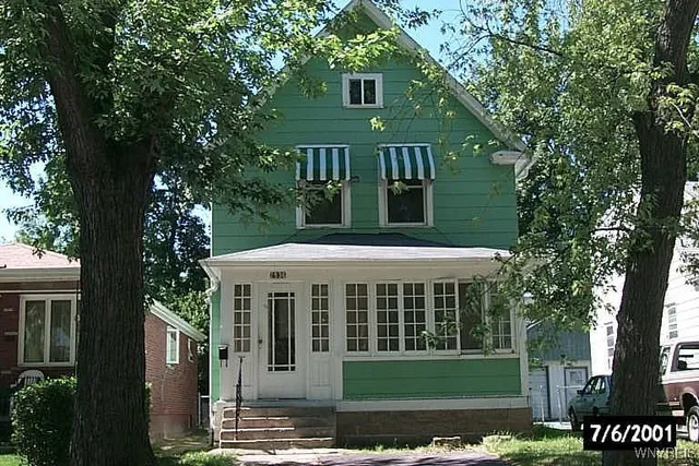 $99,500 | 2936 McKoon Avenue, Niagara Falls, NY 14305