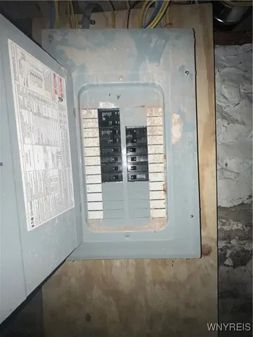 $99,500 | 2936 McKoon Avenue, Niagara Falls, NY 14305