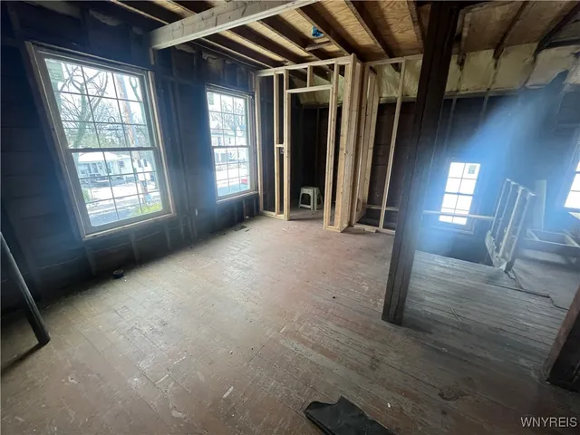 $99,500 | 2936 McKoon Avenue, Niagara Falls, NY 14305