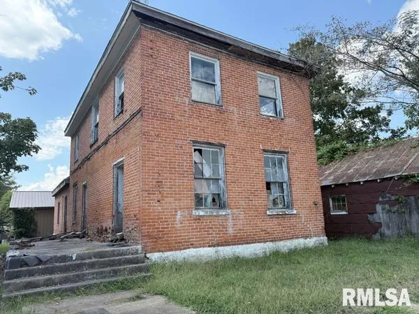 $19,875 | 217 Market Street, Golconda, IL 62938