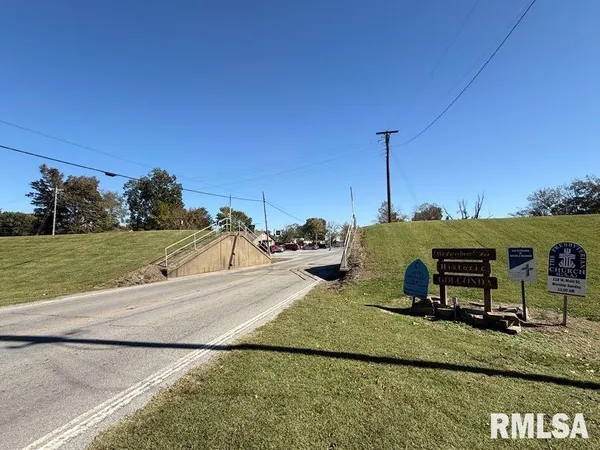 $19,875 | 217 Market Street, Golconda, IL 62938