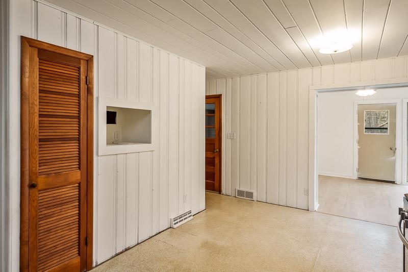 8089 Mcmichael Road Caledonia, IL 61011 - Photo 21 of 44