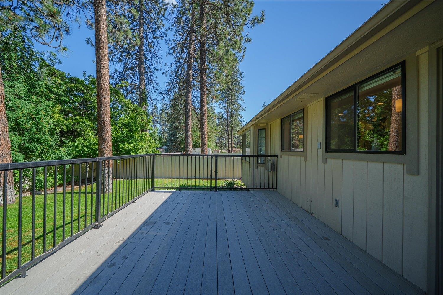 5116 West Ridgecrest Drive Spokane, WA 99208 - Photo 36 of 49