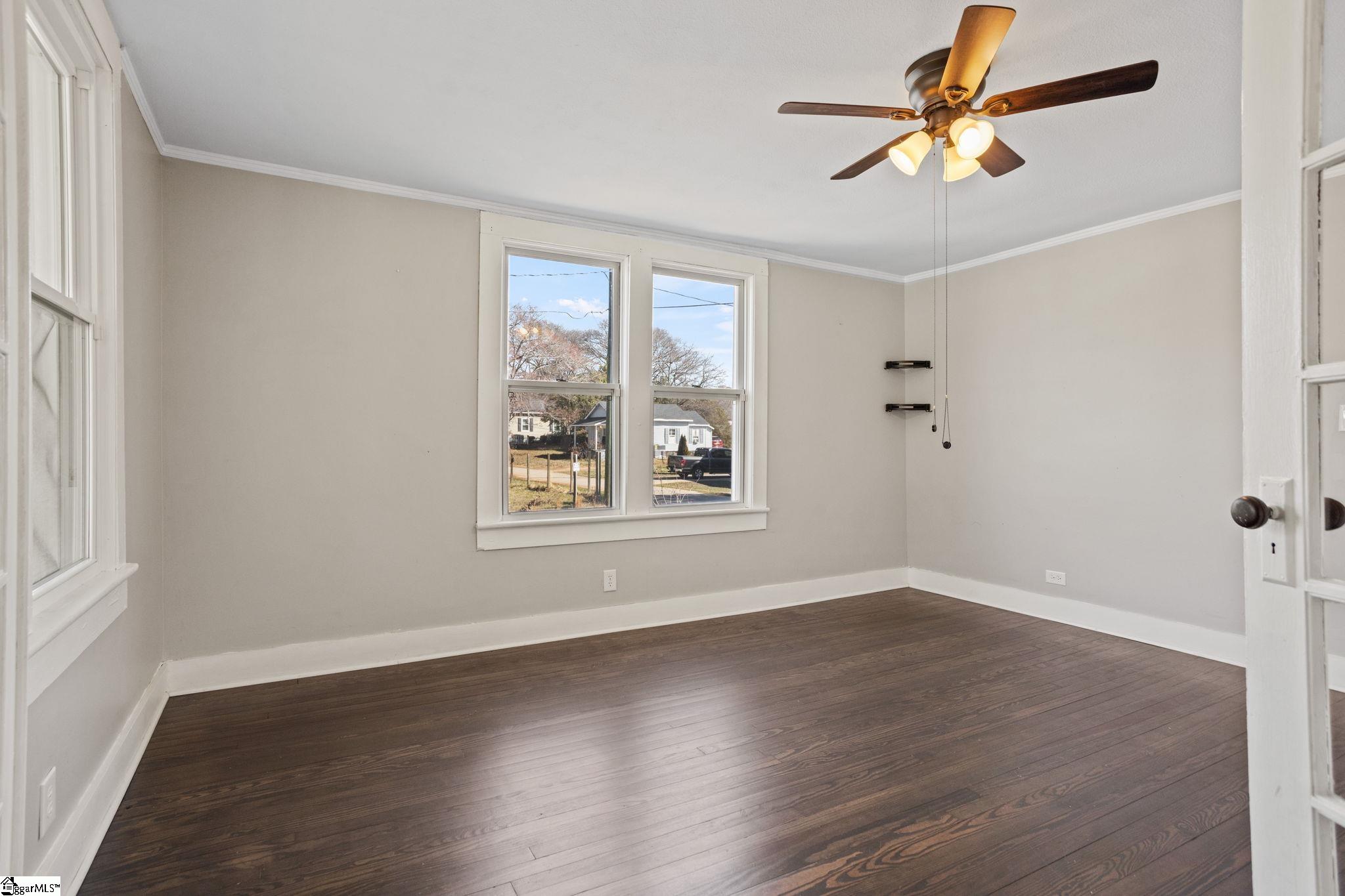 181 J Street Greer, SC 29651 - Photo 11 of 23