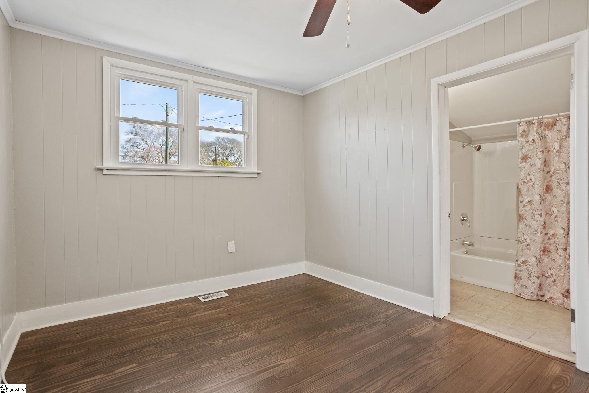 181 J Street Greer, SC 29651 - Photo 15 of 23