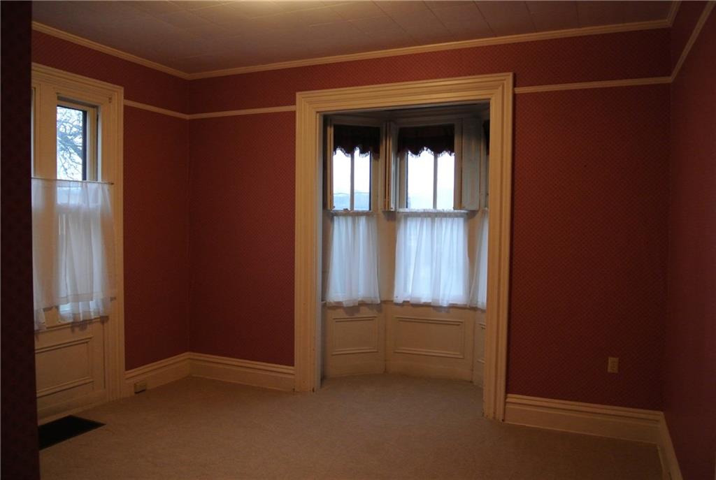 231 Freeport Road Blawnox, PA 15238 - Photo 6 of 24 Gallery Image 6