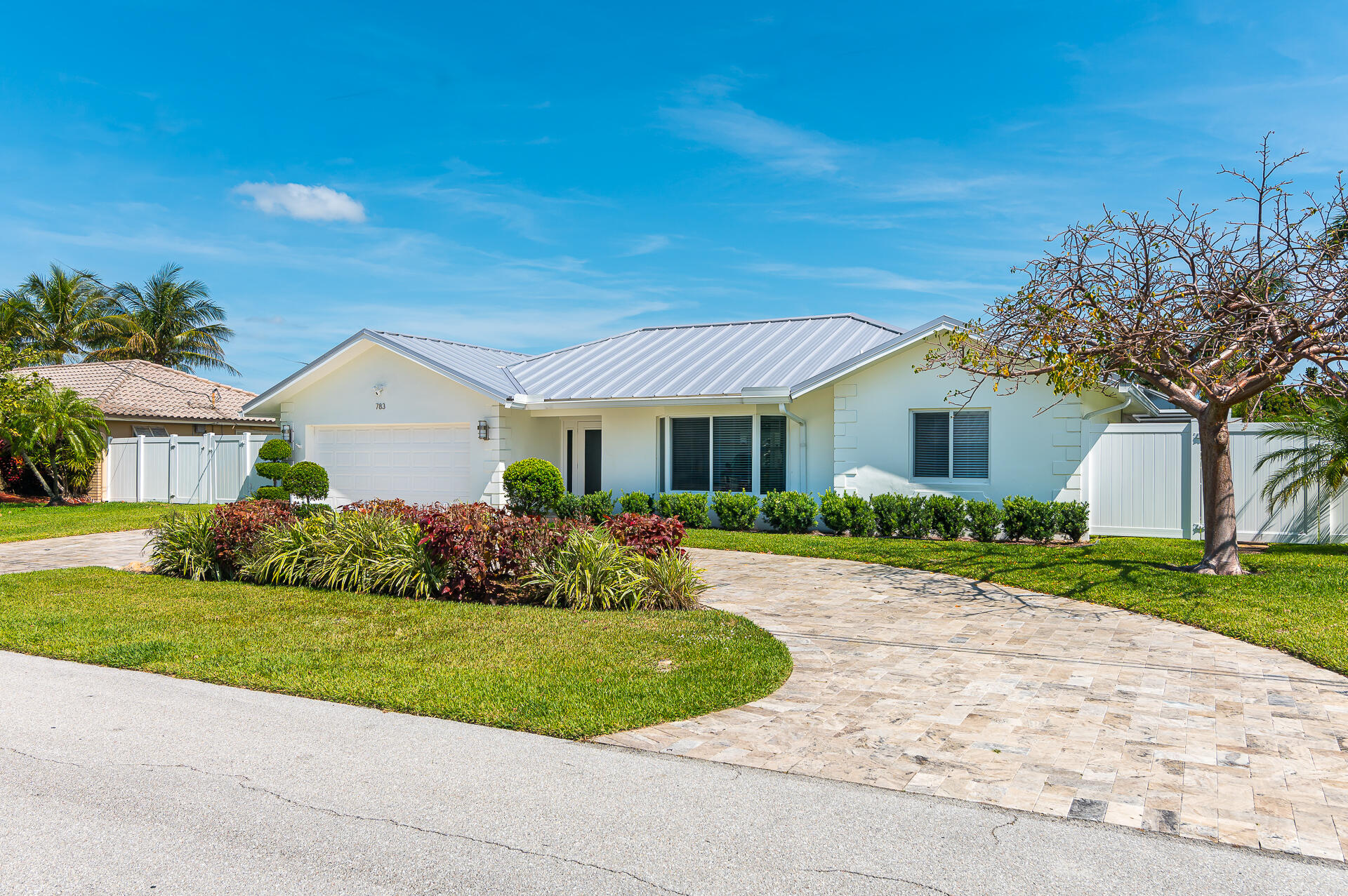 783 Forsyth Street Boca Raton, FL 33487 - Photo 3 of 42 photo-26