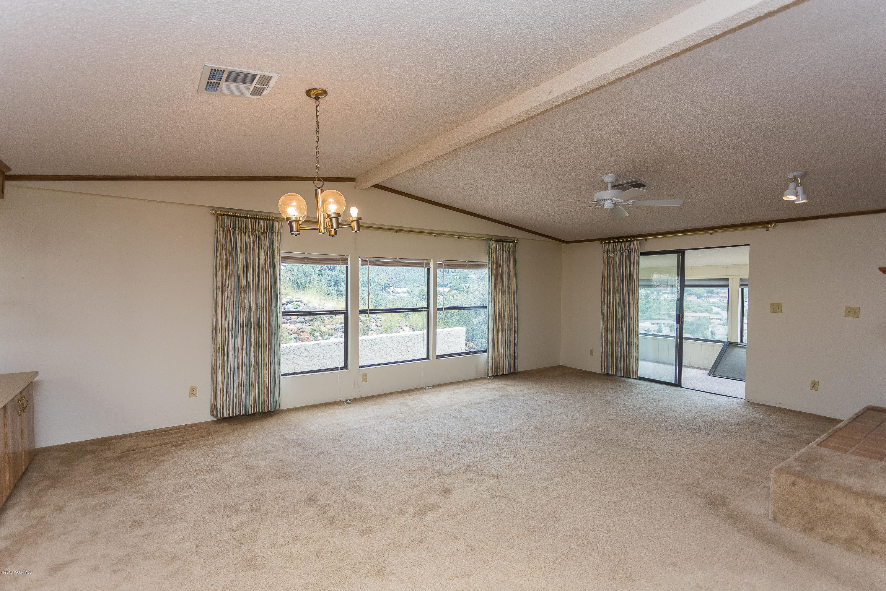 2317 Hillside Loop Road Prescott, AZ 86301 - Photo 8 of 21 008_Family Room