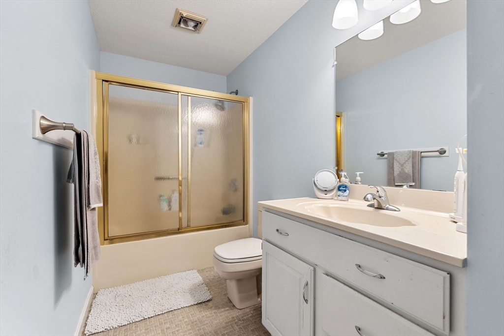 100 Century Way, Unit 100 Gardner, MA 01440 - Photo 23 of 30