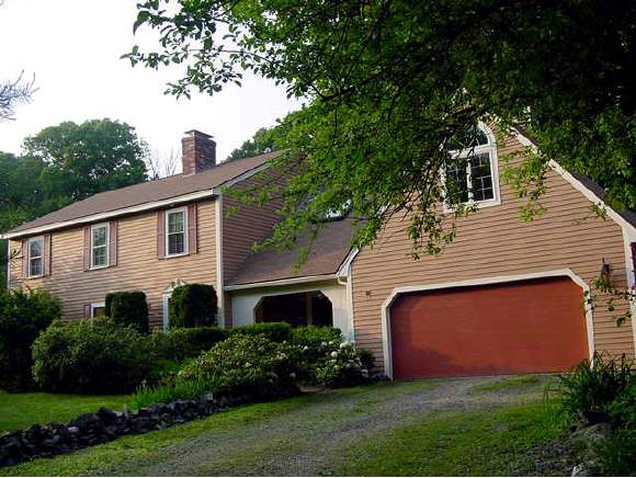 138 Depot Road Hollis, NH 03049 - Photo 1 of 2