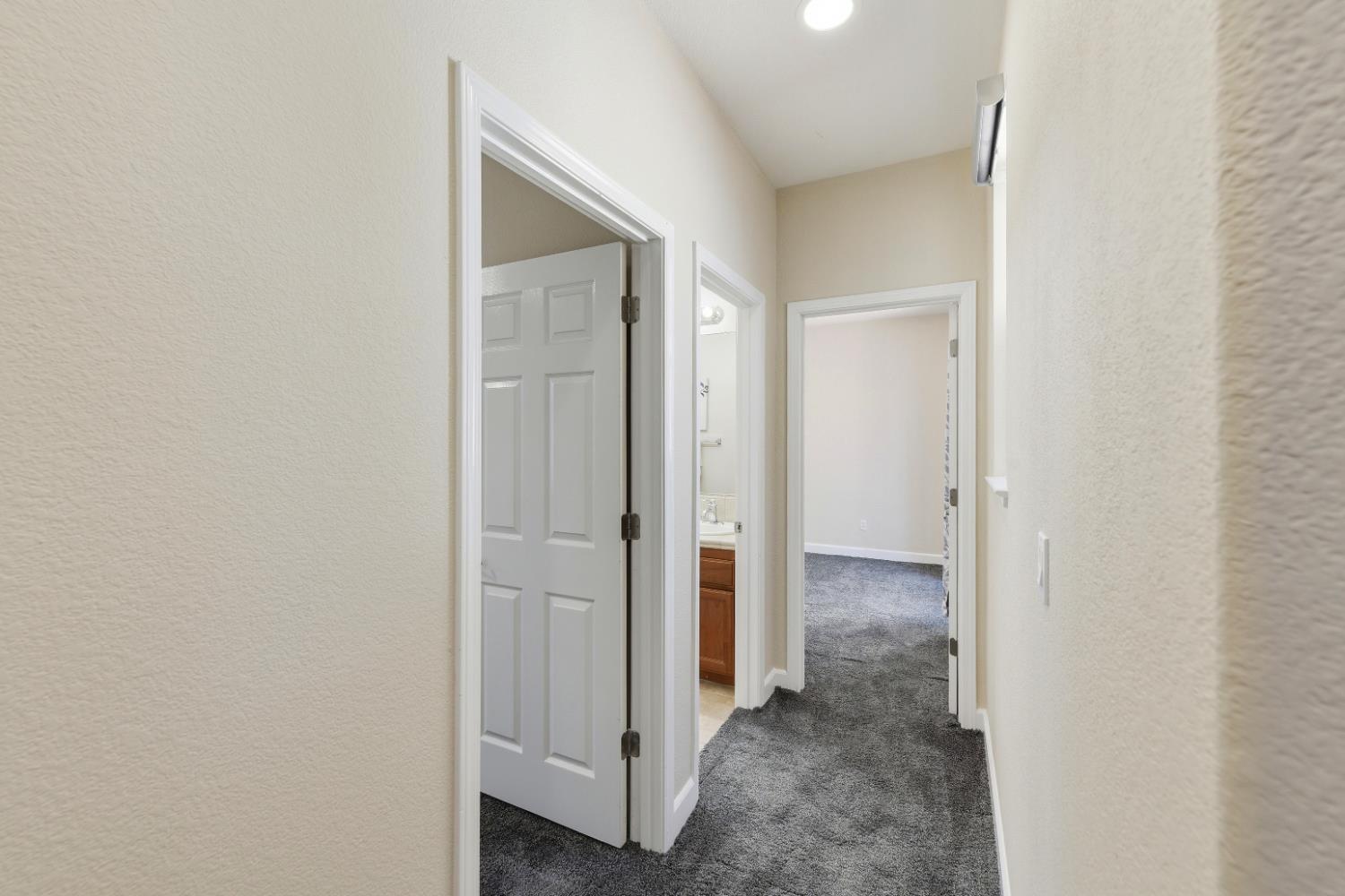1733 Klamath Road West Sacramento, CA 95691 - Photo 36 of 66