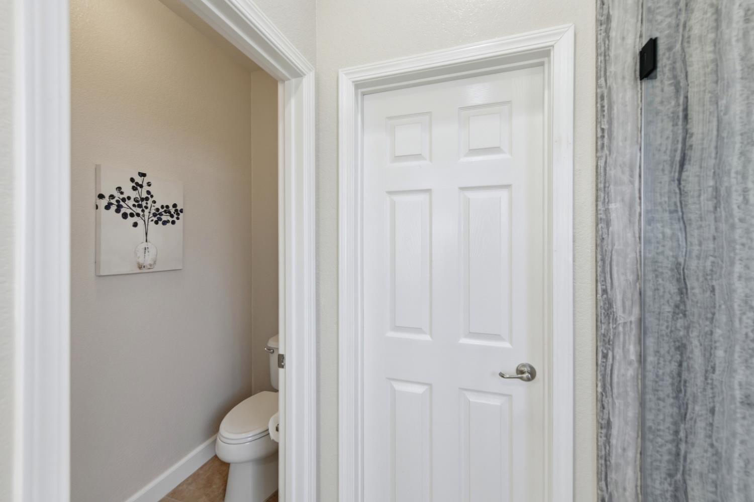 1733 Klamath Road West Sacramento, CA 95691 - Photo 40 of 66