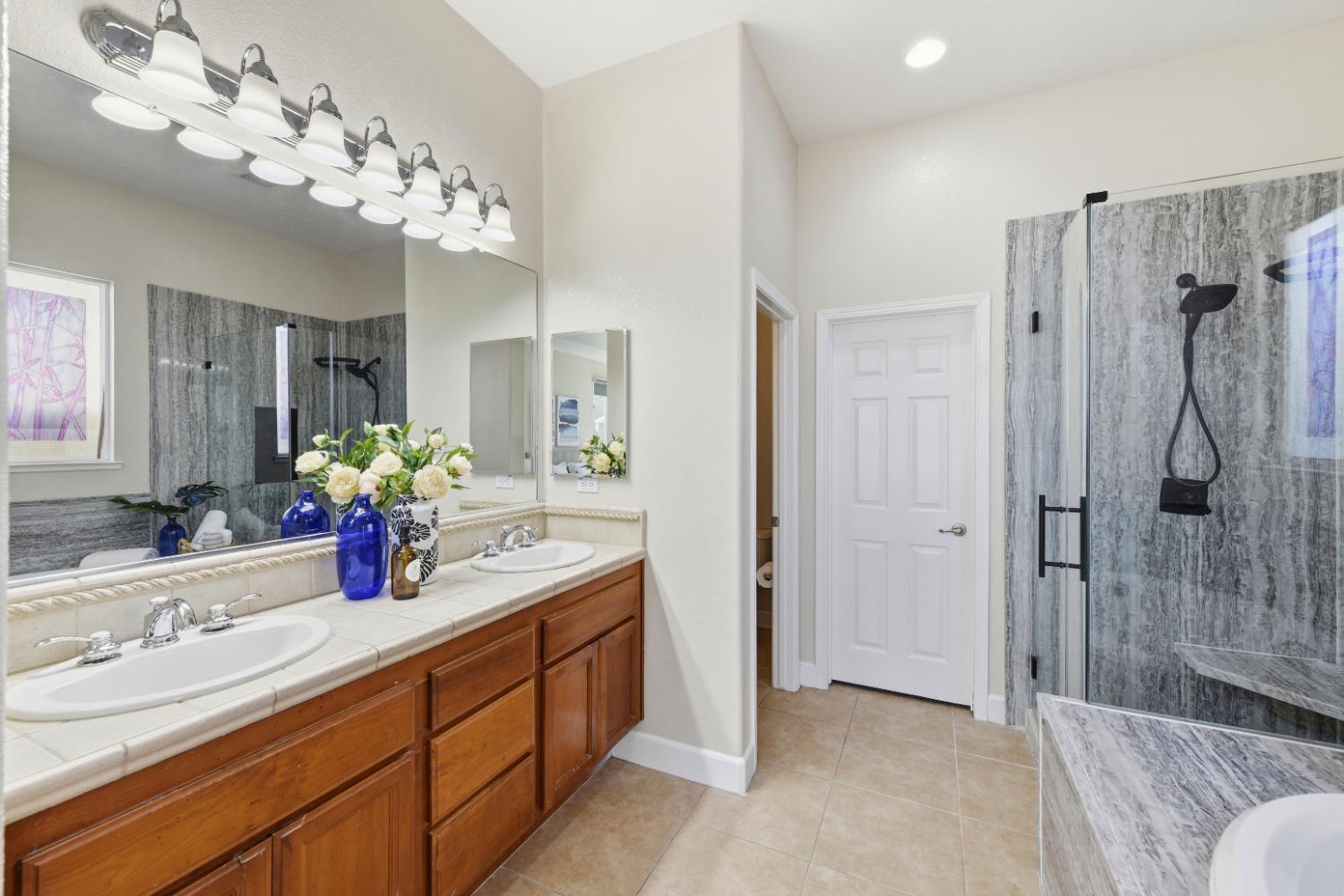 1733 Klamath Road West Sacramento, CA 95691 - Photo 42 of 66