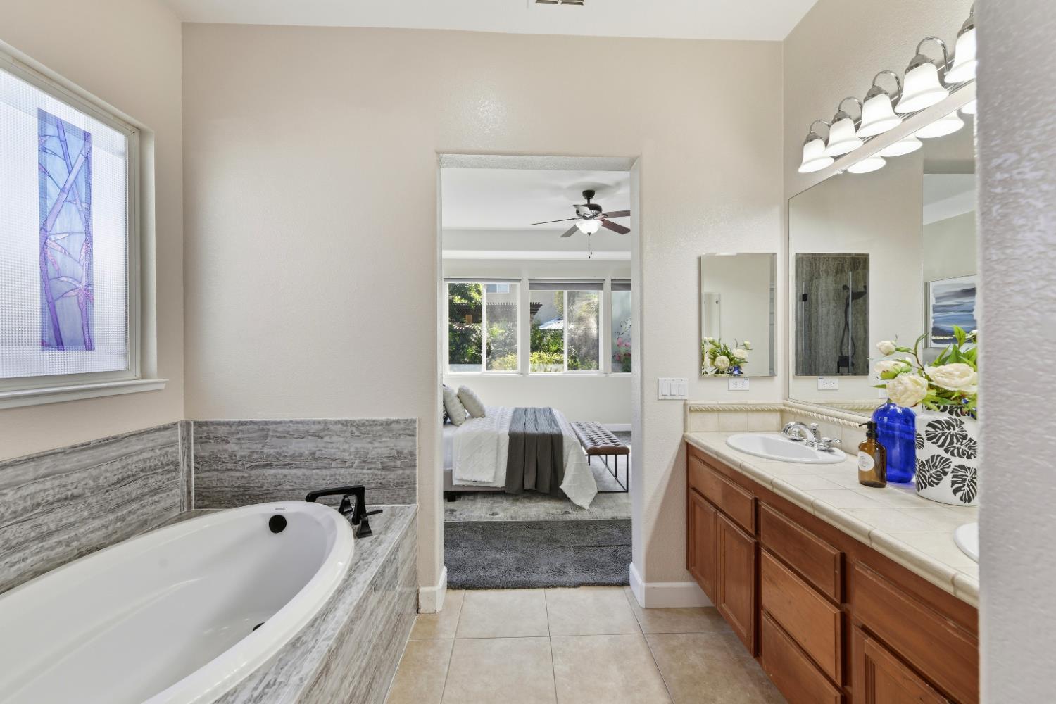 1733 Klamath Road West Sacramento, CA 95691 - Photo 43 of 66
