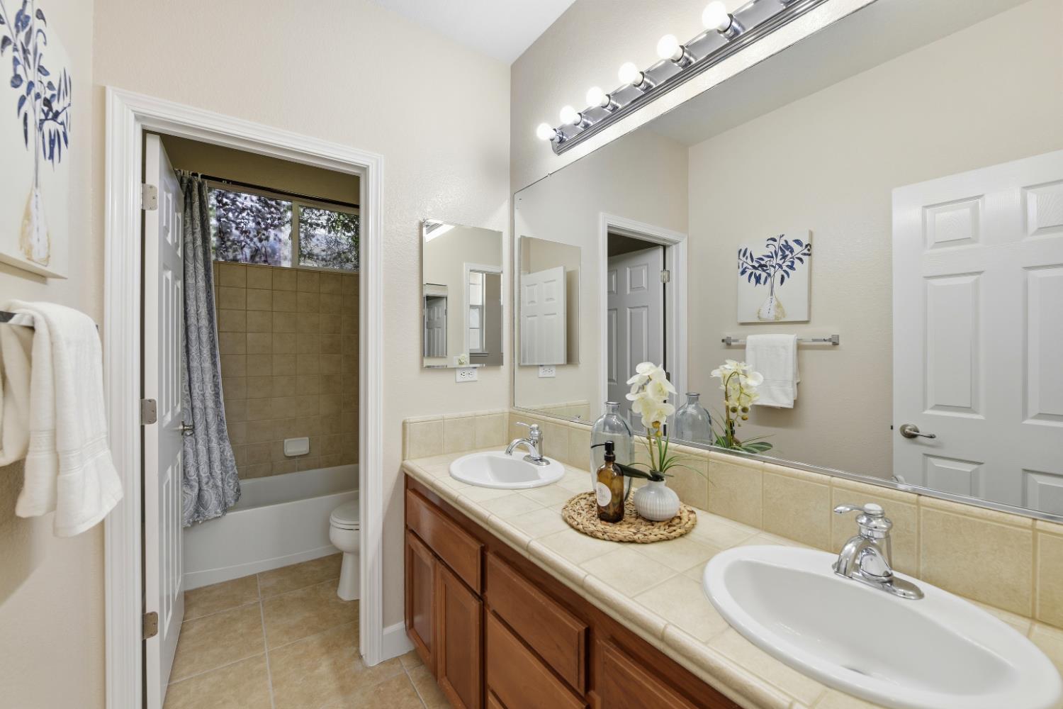 1733 Klamath Road West Sacramento, CA 95691 - Photo 45 of 66
