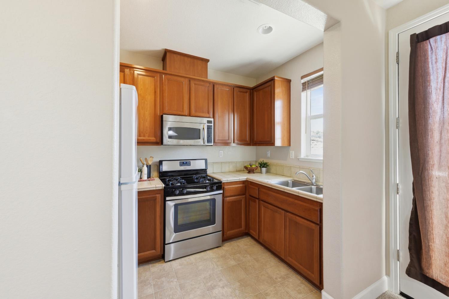 1733 Klamath Road West Sacramento, CA 95691 - Photo 64 of 66
