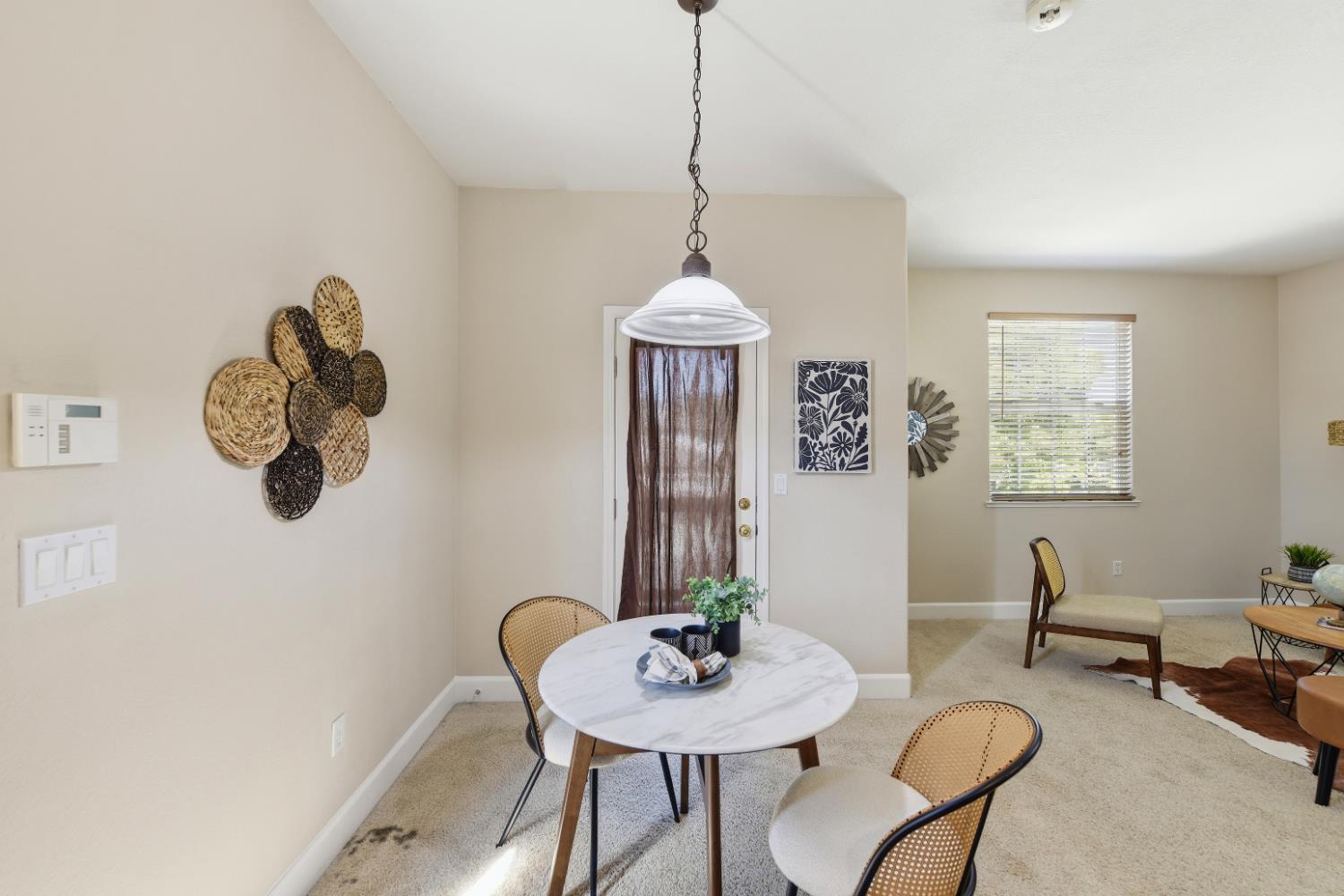 1733 Klamath Road West Sacramento, CA 95691 - Photo 10 of 66