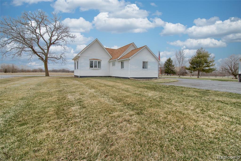 13974 Carleton West Road Carleton, MI 48117 - Photo 22 of 64
