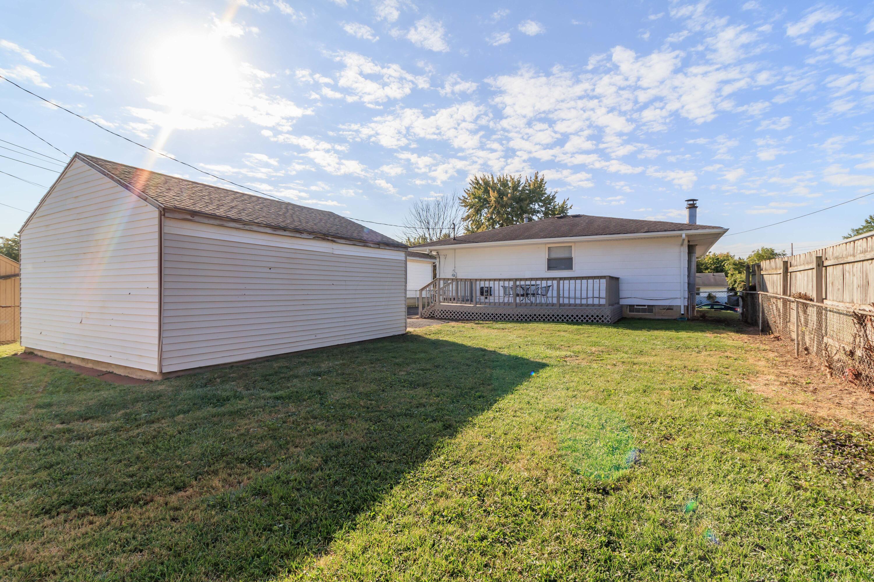 174 Calahan Road Columbus, OH 43207 - Photo 38 of 40 Garage
