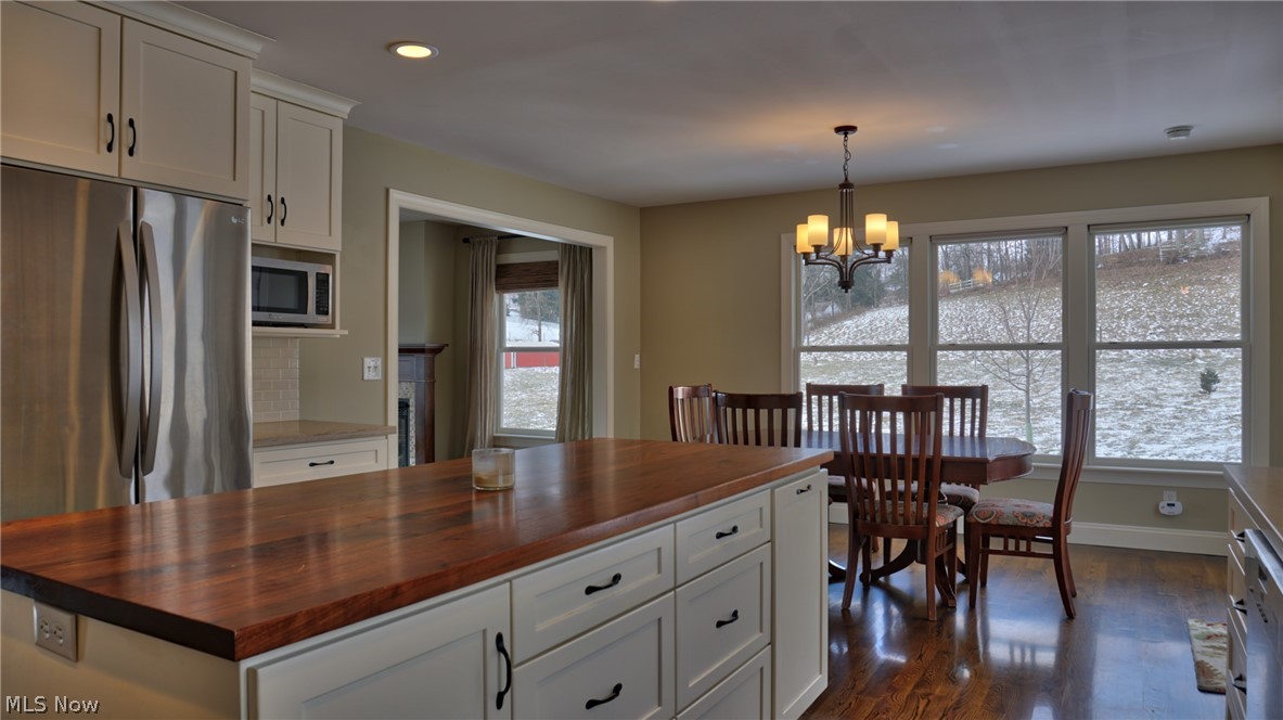 7175 Old Town Road Mount Perry, OH 43760 - Photo 9 of 35