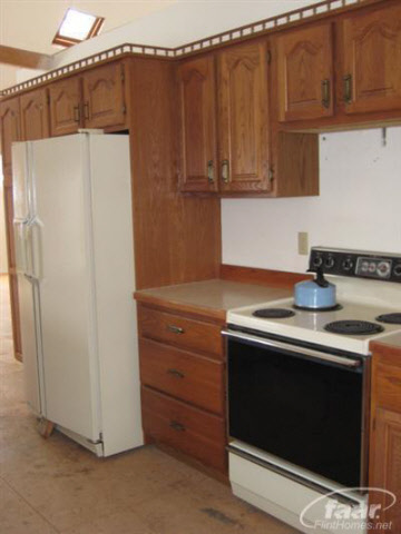 7411 Smith Road Gaines, MI 48436 - Photo 4 of 18 20165910-3.JPG