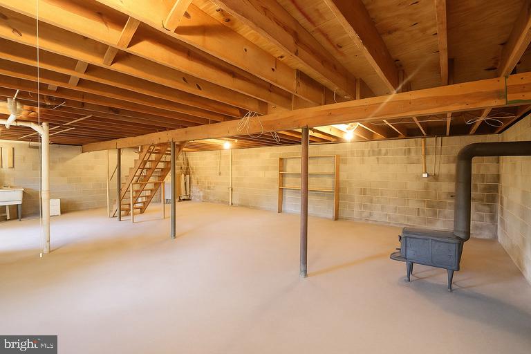 12102 Lucasville Road Manassas, VA 20112 - Photo 21 of 22 a view of a indoor garage