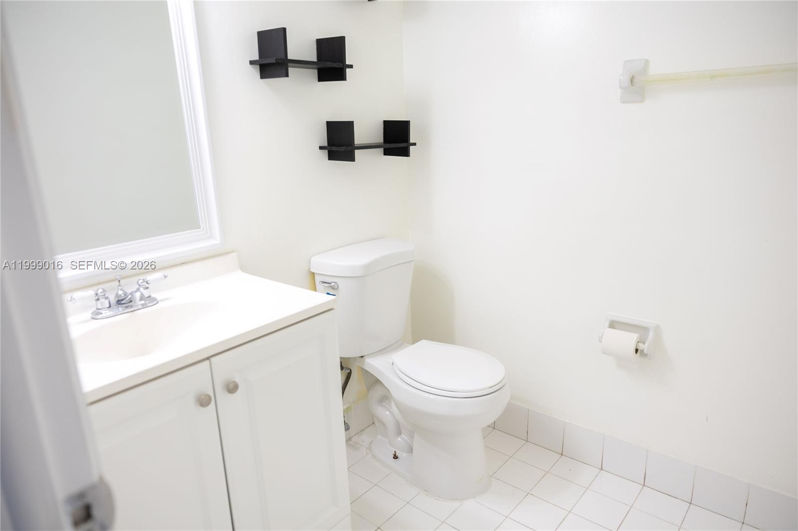 11830 Southwest 19th Lane, Unit 186 Miami, FL 33175 - Photo 5 of 23