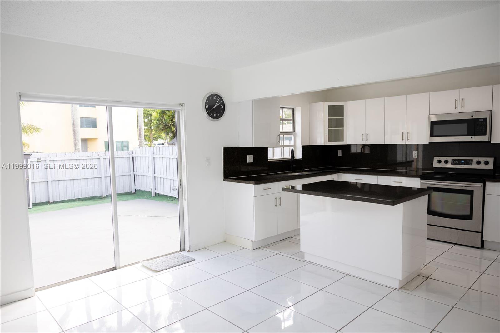 11830 Southwest 19th Lane, Unit 186 Miami, FL 33175 - Photo 6 of 23