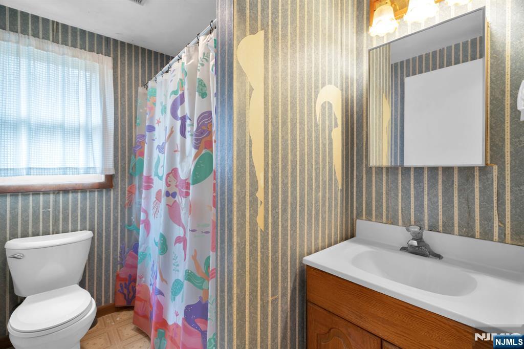 140 Papscoe Road West Milford, NJ 07421 - Photo 32 of 47