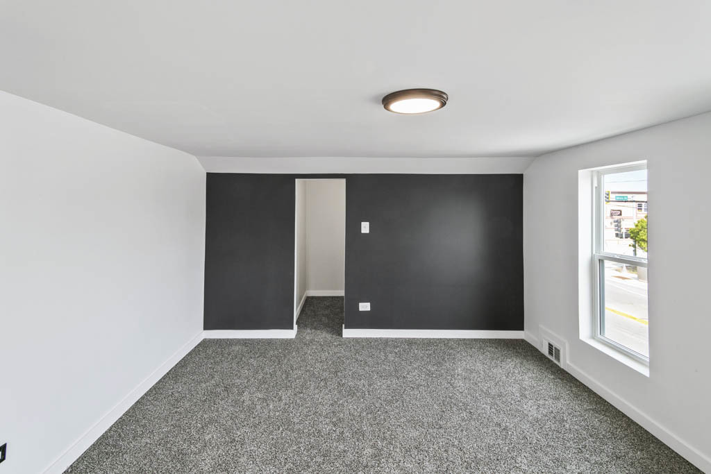 444 West Indiana Avenue Beecher, IL 60401 - Photo 17 of 20 an empty room with windows