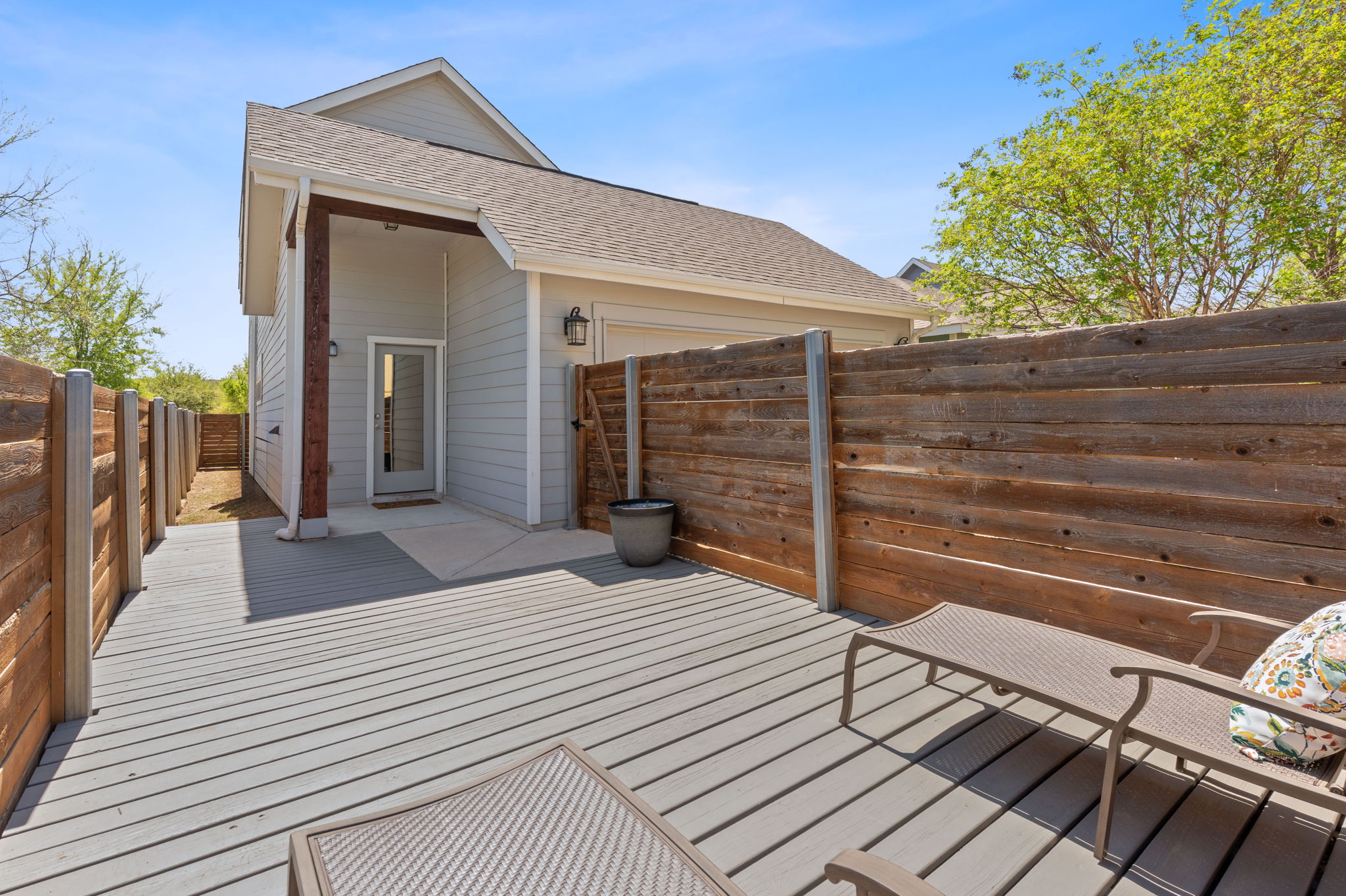 5820 Baythorne Drive Austin, TX 78747 - Photo 28 of 32 a view of a house with a balcony