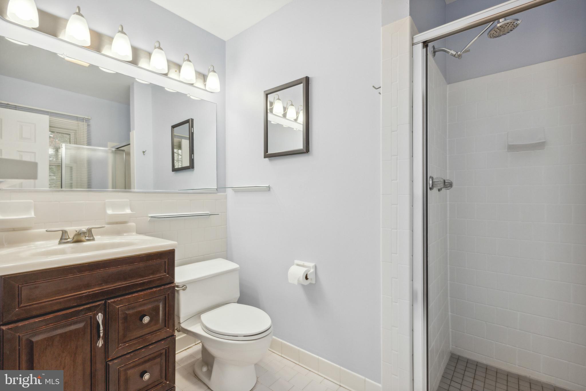 9308 Emory Grove Road Gaithersburg, MD 20877 - Photo 29 of 45 Primary bedroom full bath