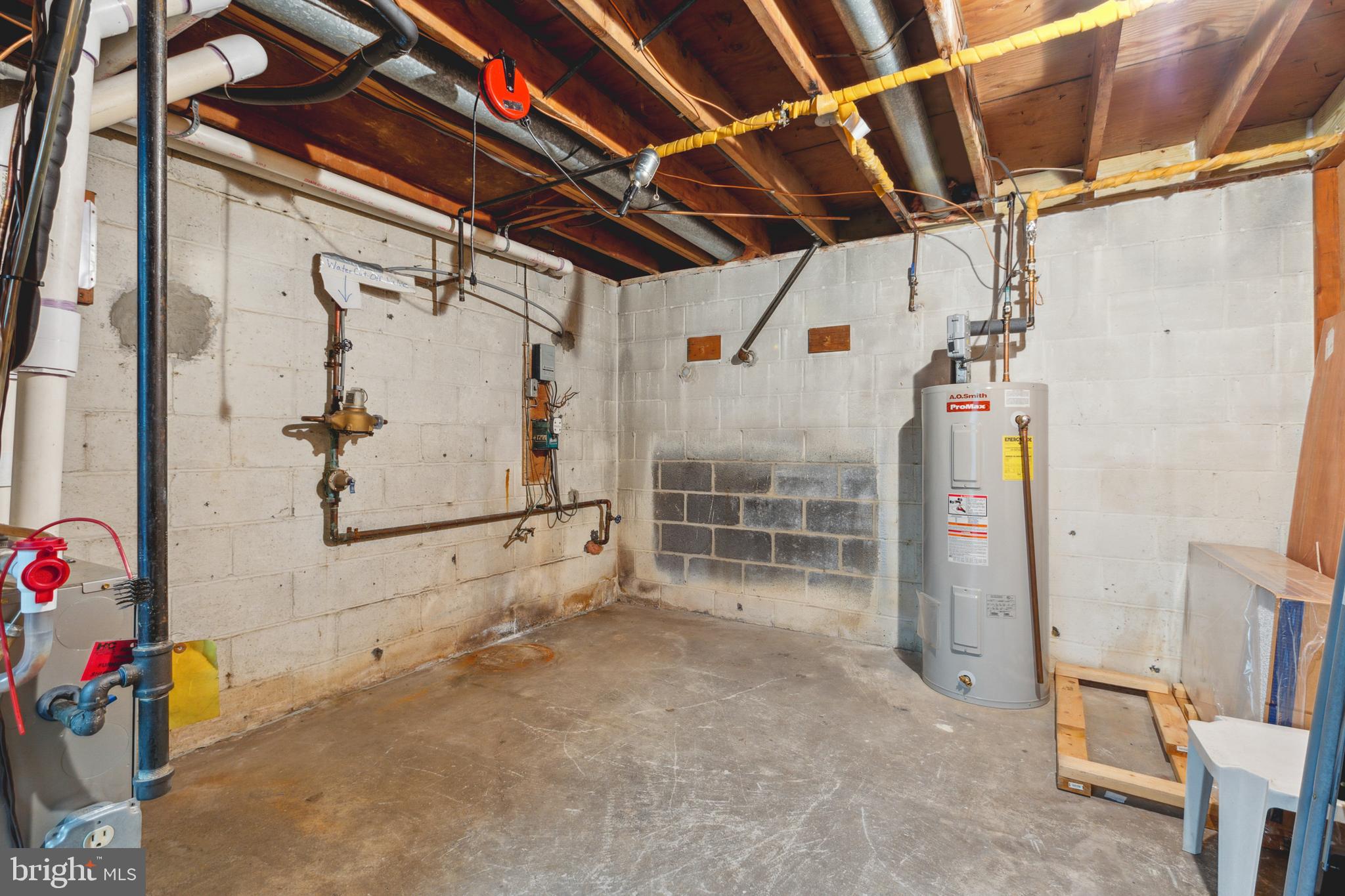 9308 Emory Grove Road Gaithersburg, MD 20877 - Photo 34 of 45 Basement utility room/storage