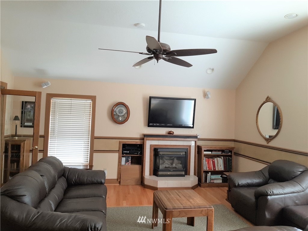 131 Maple Place Packwood, WA 98361 - Photo 7 of 23
