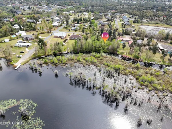 $84,900 | 9203 Lake Forest Drive, Youngstown, FL 32466