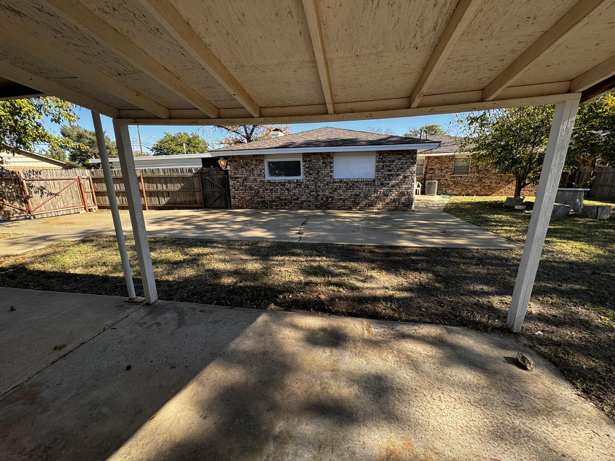 1209 Garland Plainview, TX 79072 - Photo 33 of 38 a view of a backyard