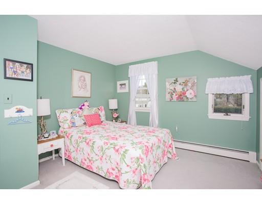 48 Stockbridge Road Hanover, MA 02339 - Photo 16 of 30 Gallery Image 16