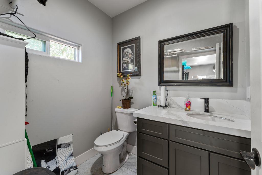 3801 Val Verde Road Loomis, CA 95650 - Photo 45 of 75 Detached garage 1/2 bathroom